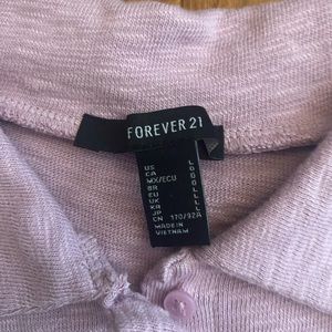 Barely worn Forever 21 cropped shirt.